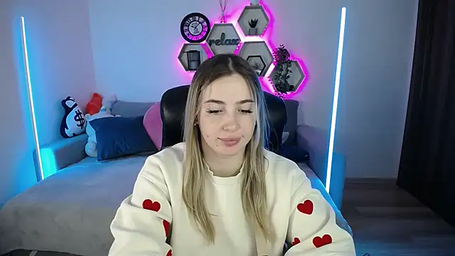 SabrinViolet online show from October 2025 08:04:01 AM