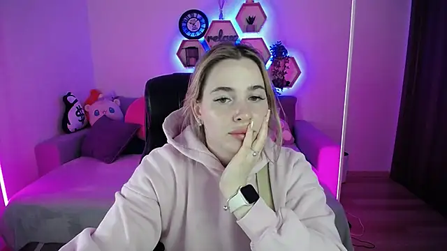 SabrinViolet online show from November 2025 09:03:02 AM