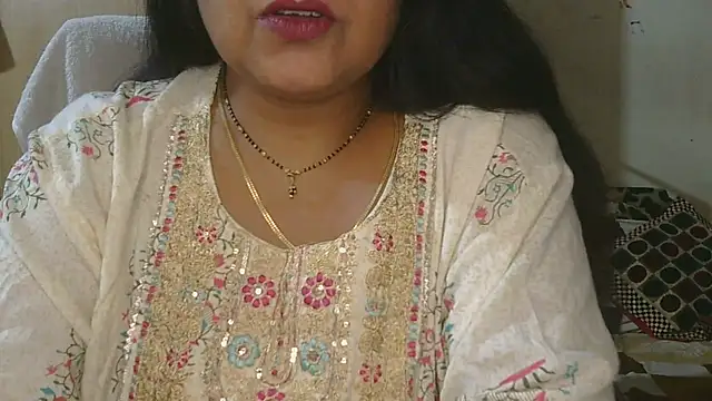 Snapshot of Cute_Ruhi99 chatting on November 2025 10:03:02 AM Cute Ruhi99 online show from November 2025 10:03:02 AM