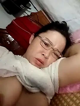 Snapshot of Sexy-asslove90 chatting on September 2025 03:28:01 AM Sexy-asslove90 online show from September 2025 03:28:01 AM