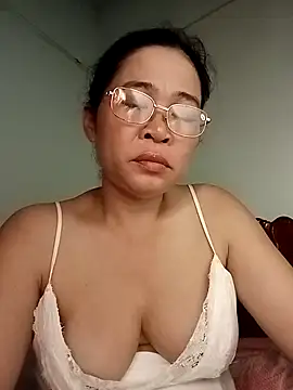 Snapshot of Sexy-asslove90 chatting on September 2025 01:44:02 AM Sexy-asslove90 online show from September 2025 01:44:02 AM