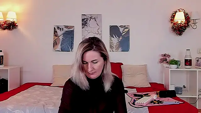 AriFleow online show from February 2025 11:55:02 AM