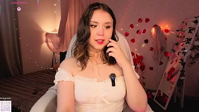 lilly Cherry  online show from May 2026 11:14:02 AM