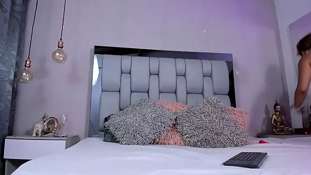 SusanBenett online show from October 2025 04:51:02 PM