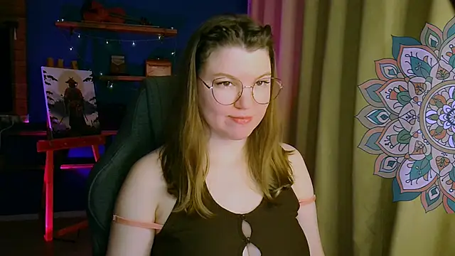 Snapshot of VioletteWay chatting on February 2026 04:26:01 PM VioletteWay online show from February 2026 04:26:01 PM