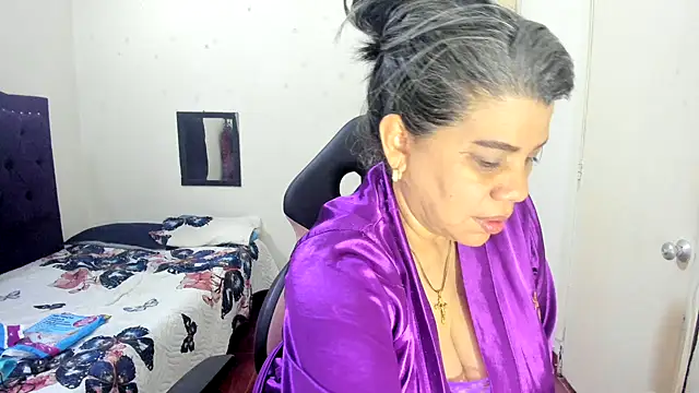 vikyadams online show from February 2026 08:09:01 PM