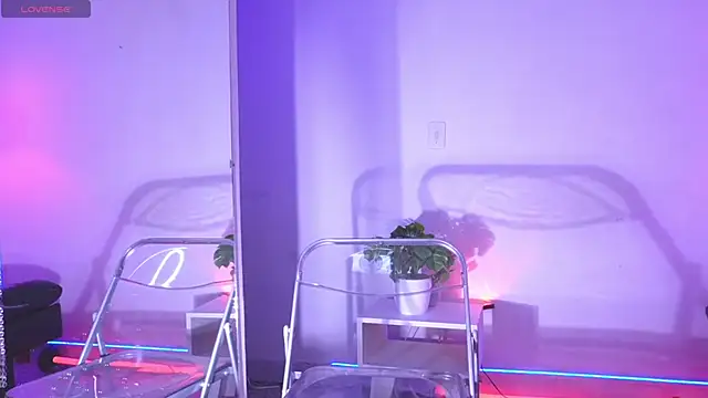 catalina  lovers online show from February 2026 05:04:01 PM