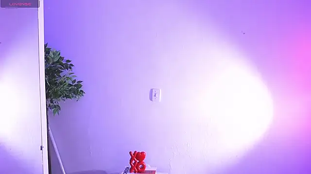 catalina  lovers online show from March 2026 08:56:01 PM