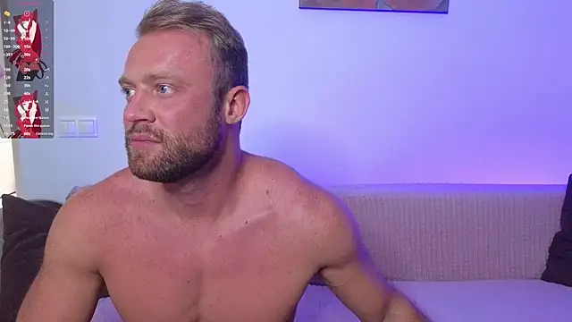 MaxMia online show from October 2025 01:56:02 PM