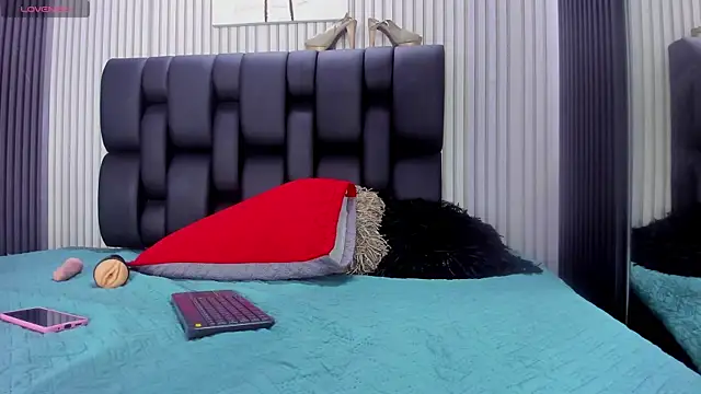 PamelaAnderson 2 online show from April 2026 08:12:02 PM