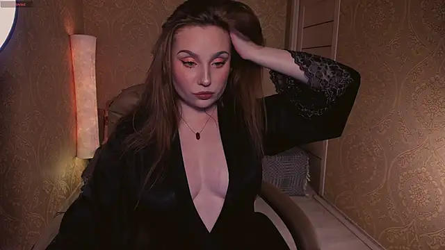 Eesmaaarrr online show from April 2026 11:20:02 PM