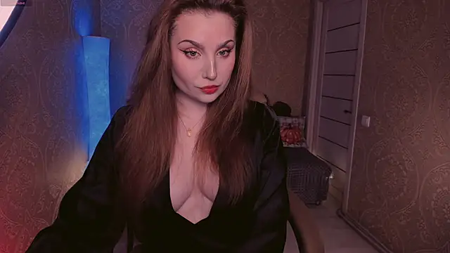 Snapshot of Eesmaaarrr chatting on November 2025 10:46:02 PM Eesmaaarrr online show from November 2025 10:46:02 PM