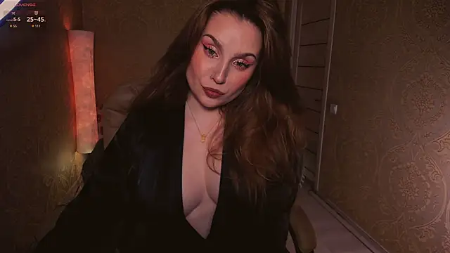 Eesmaaarrr online show from May 2026 10:52:02 PM