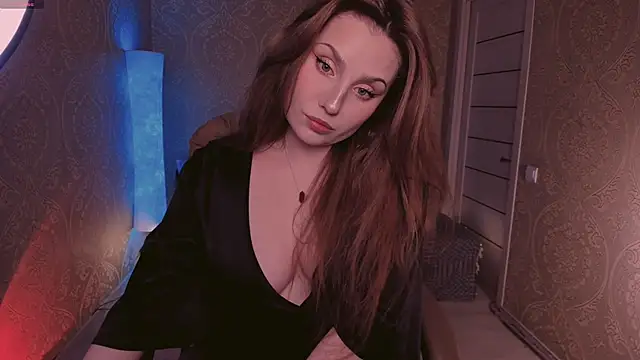 Eesmaaarrr online show from September 2025 10:16:01 PM