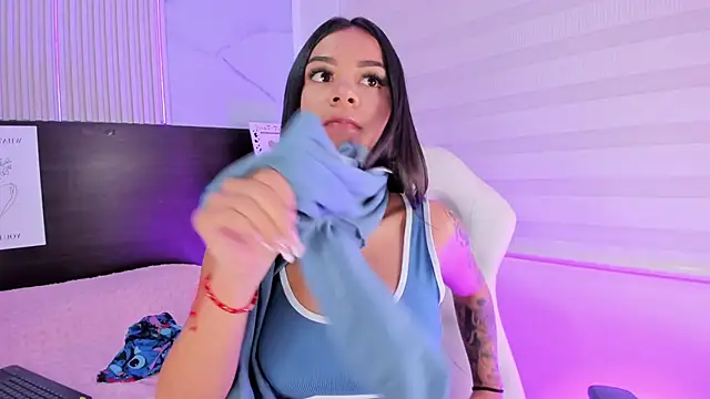 Violet spencer online show from March 2025 05:01:01 PM