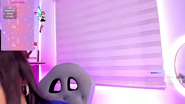 Violet spencer online show from September 2025 07:05:01 PM