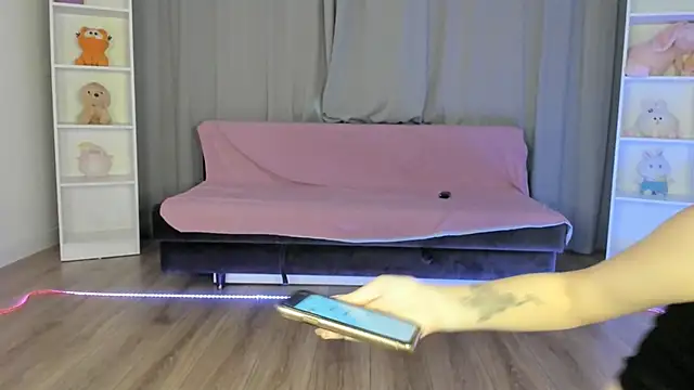 tinki winkii online show from November 2025 05:01:01 AM