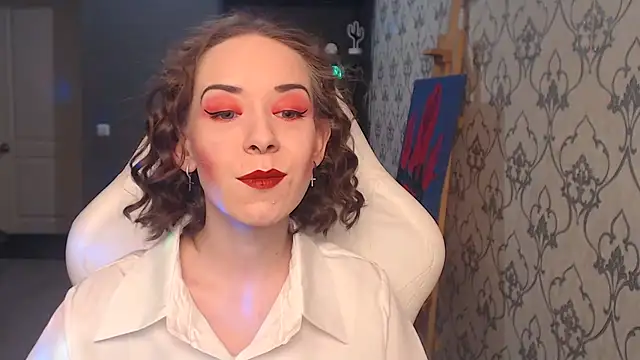 FascinatingEyess online show from May 2026 07:52:02 PM
