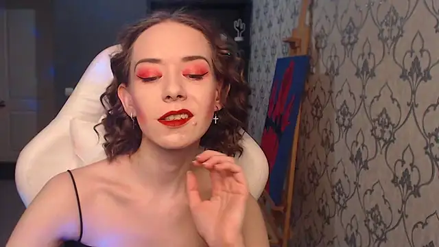 FascinatingEyess online show from May 2026 07:51:02 PM