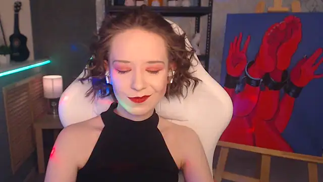 Snapshot of FascinatingEyess chatting on February 2025 06:46:02 AM FascinatingEyess online show from February 2025 06:46:02 AM
