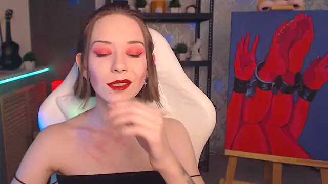 Snapshot of FascinatingEyess chatting on December 2025 01:35:02 PM FascinatingEyess online show from December 2025 01:35:02 PM