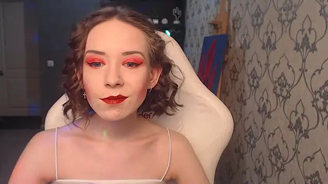 FascinatingEyess online show from May 2026 05:06:01 PM