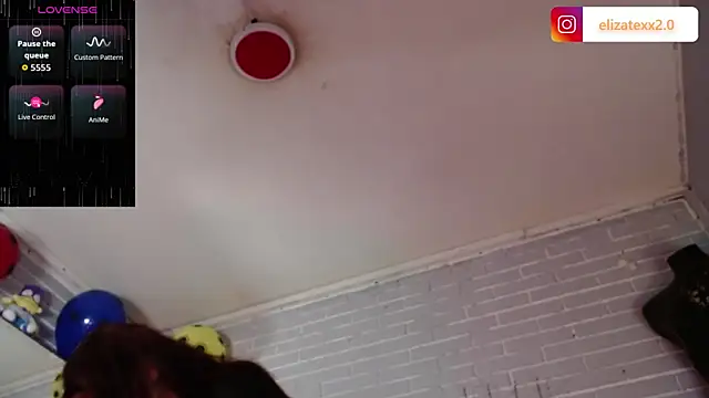 Snapshot of elizatexx chatting on June 2026 07:09:02 PM elizatexx online show from June 2026 07:09:02 PM