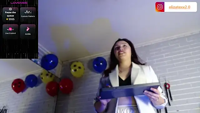 Snapshot of elizatexx chatting on July 2026 07:05:02 PM elizatexx online show from July 2026 07:05:02 PM