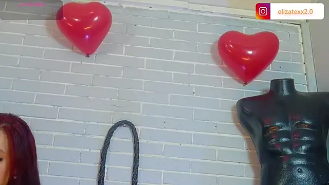 elizatexx online show from April 2026 07:15:02 PM