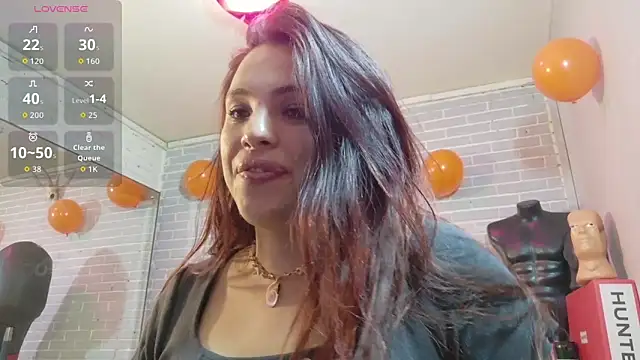 elizatexx online show from October 2025 05:10:01 PM