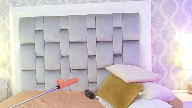 Cameron69  online show from February 2025 10:09:02 PM