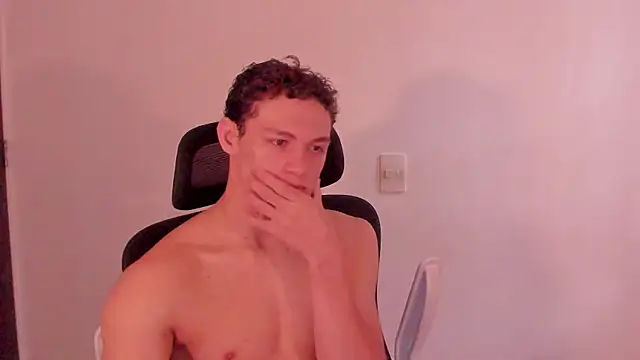 laurent nova online show from March 2026 09:05:02 PM