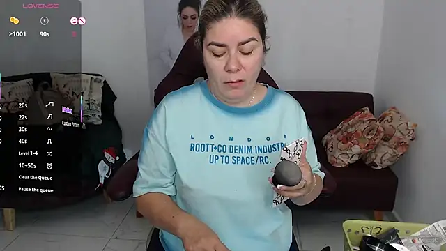 zehra sanem online show from November 2025 04:22:01 PM