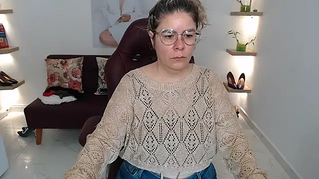 zehra sanem online show from February 2026 04:15:02 PM