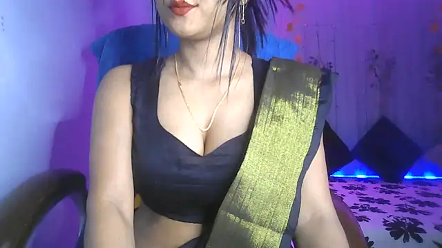 Queenhimanshi online show from February 2025 07:20:01 AM