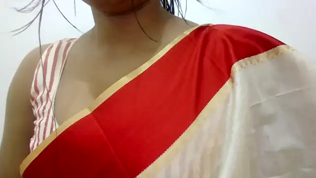 Queenhimanshi online show from November 2025 01:50:01 AM