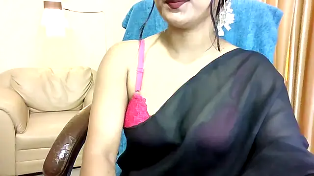 Queenhimanshi online show from May 2026 07:27:02 AM