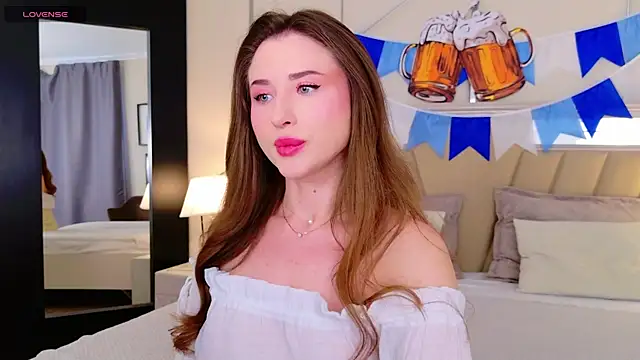 Jullia Carter online show from October 2025 06:06:01 AM