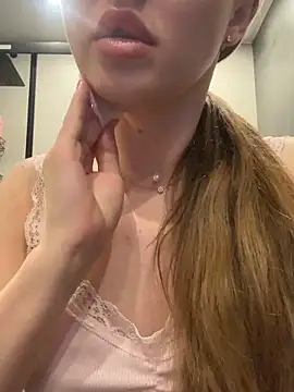 Snapshot of Jullia_Carter chatting on April 2026 06:19:01 AM Jullia Carter online show from April 2026 06:19:01 AM