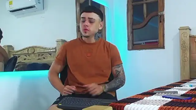 nino rousse online show from November 2025 05:46:01 AM