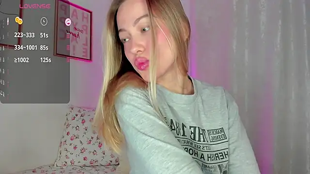 damn cutie online show from March 2025 08:54:01 PM