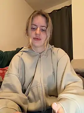 Holly-Glamour online show from March 2026 09:27:01 PM