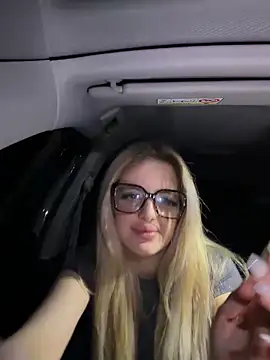 Holly-Glamour online show from March 2026 08:21:02 PM