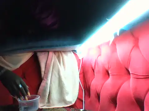 Snapshot of Princess_Tamara chatting on November 2025 05:34:02 PM Princess Tamara online show from November 2025 05:34:02 PM