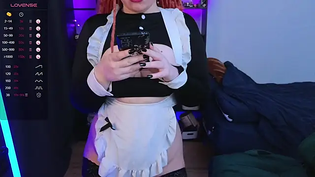 Snapshot of The_Full_Red_Moon chatting on March 2025 11:32:01 AM The Full Red Moon online show from March 2025 11:32:01 AM