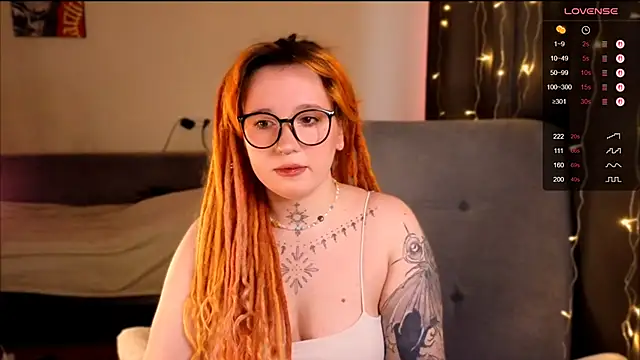 The Full Red Moon online show from November 2025 09:31:02 AM