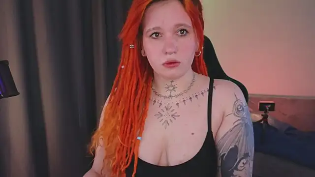 Snapshot of The_Full_Red_Moon chatting on September 2025 08:36:02 AM The Full Red Moon online show from September 2025 08:36:02 AM