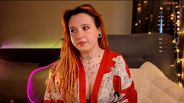 The Full Red Moon online show from November 2025 08:47:02 AM