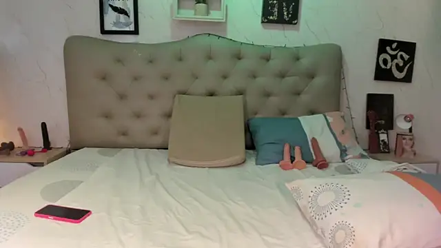 Antonella Montanari online show from March 2026 01:06:01 AM