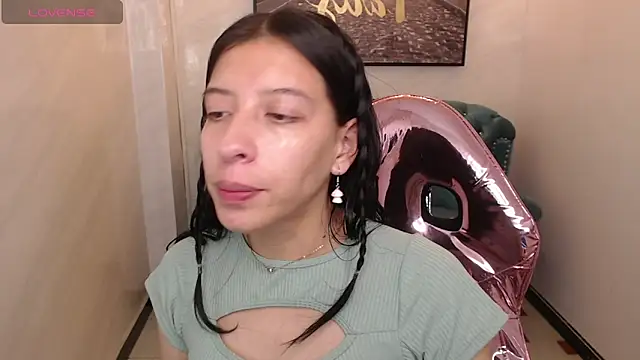  lucy v online show from February 2025 03:34:02 AM